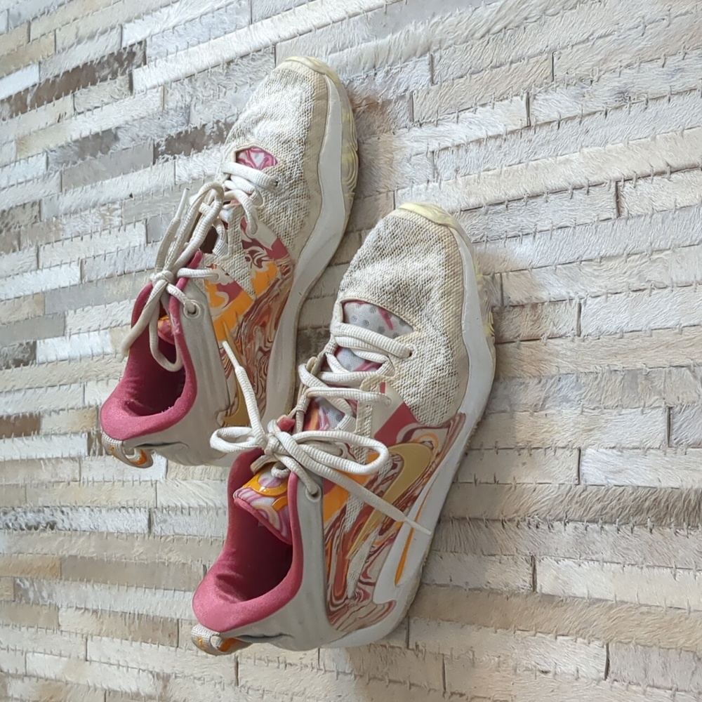 Nike KD15 Kevin Durant Oatmeal/Pink Low Top Basketball Sneakers